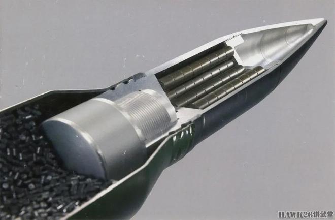 莱茵金属“天空骑士35”防空战车先进武器结合火控系统自主交战(图6)