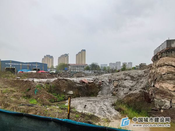 浙江东阳个别搅拌站排污严重未经许可混凝土流入市场(图6)