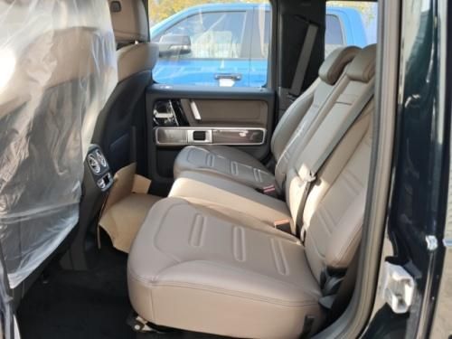 全新奔驰G450d柴油祖母绿限量色367马力裸车163万金融政策‌(图3)