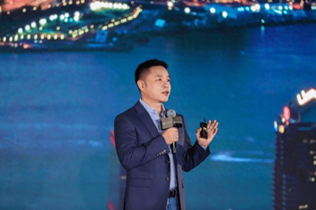 2025小鹏X9科技升舱！3598万起售携前沿技术拓全球版图(图1)